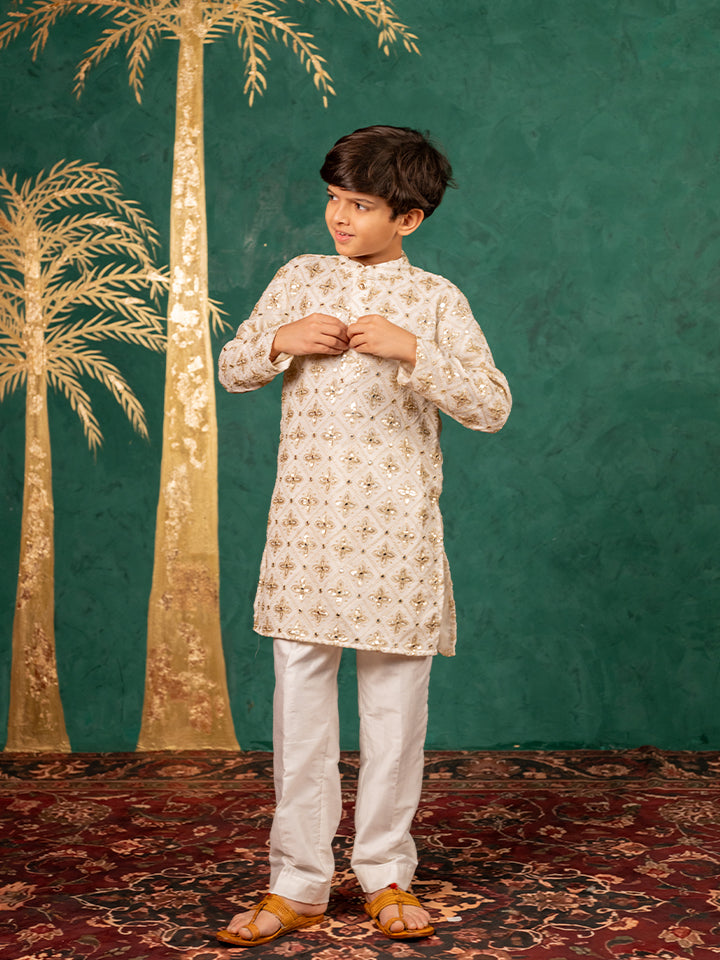 Boys Georgette Mirror work Off-white Kurta With White Pant (Set of 2)