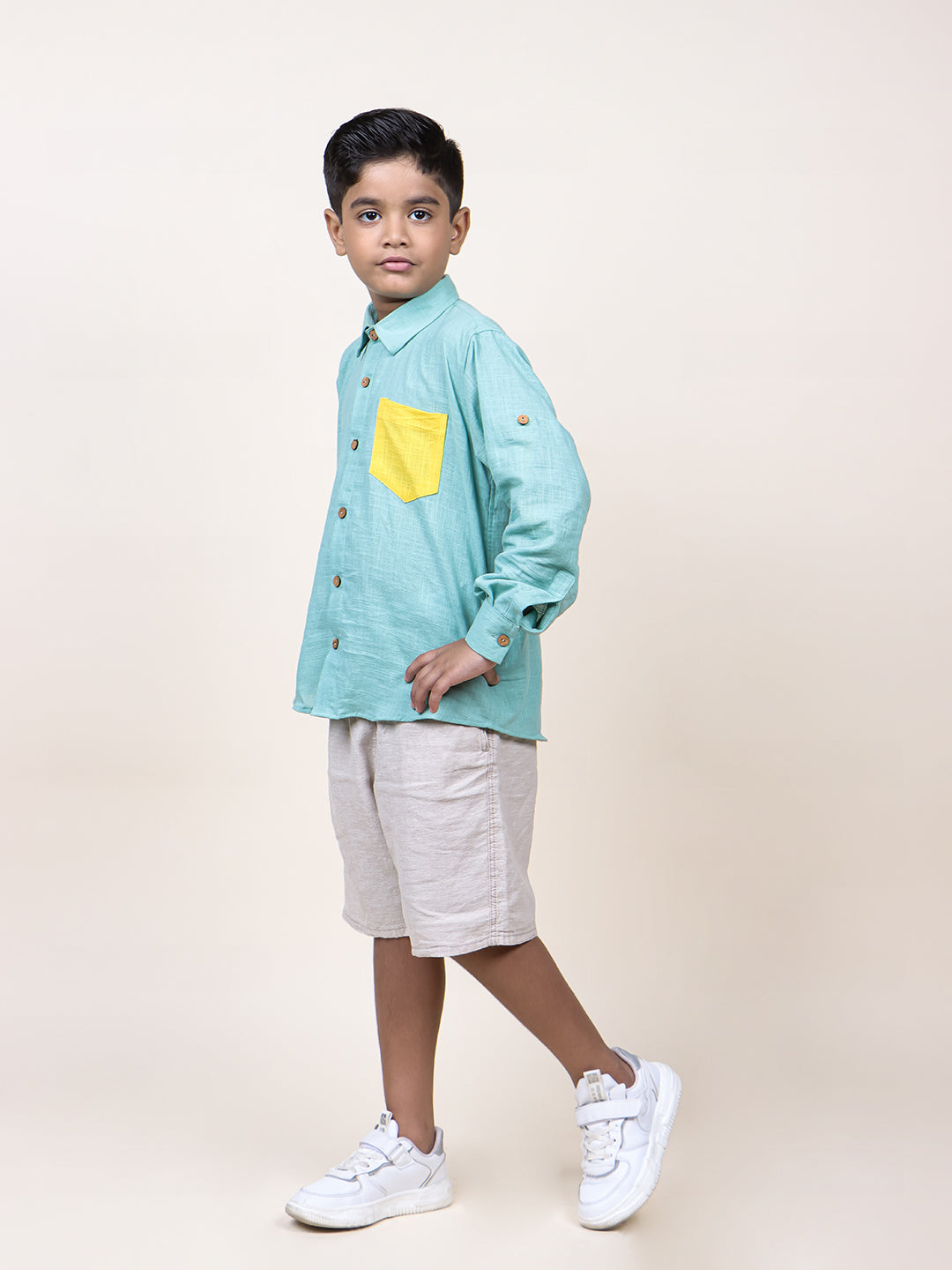 Boys Blue Colorblocked rolled up Cotton Shirt