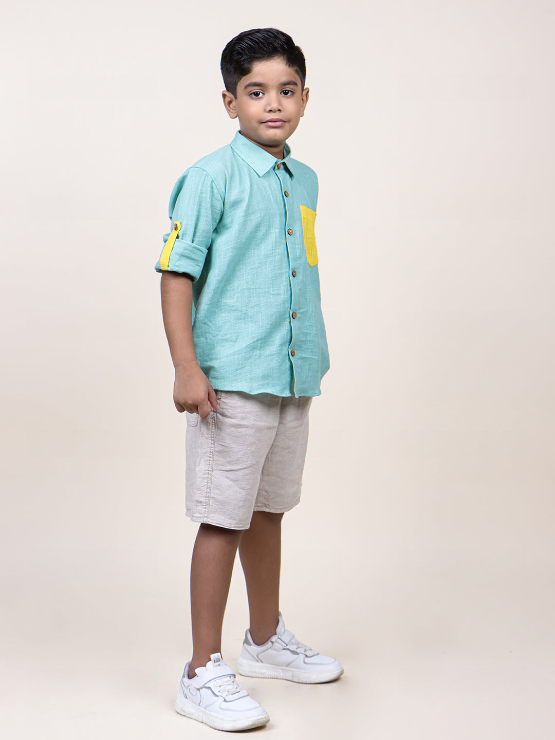 Boys Blue Colorblocked rolled up Cotton Shirt