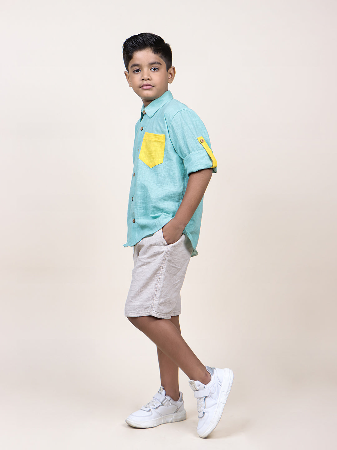 Boys Blue Colorblocked rolled up Cotton Shirt