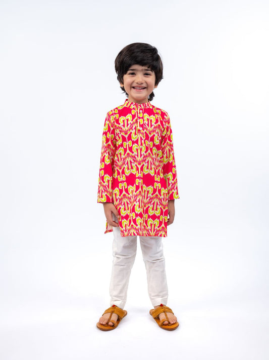 Ikat Printed Kurta and White Pant (Set of 2)