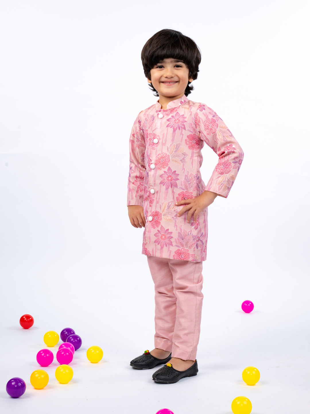 Flower Embroidered Petal Pink Kurta and Pant (Set of 2)