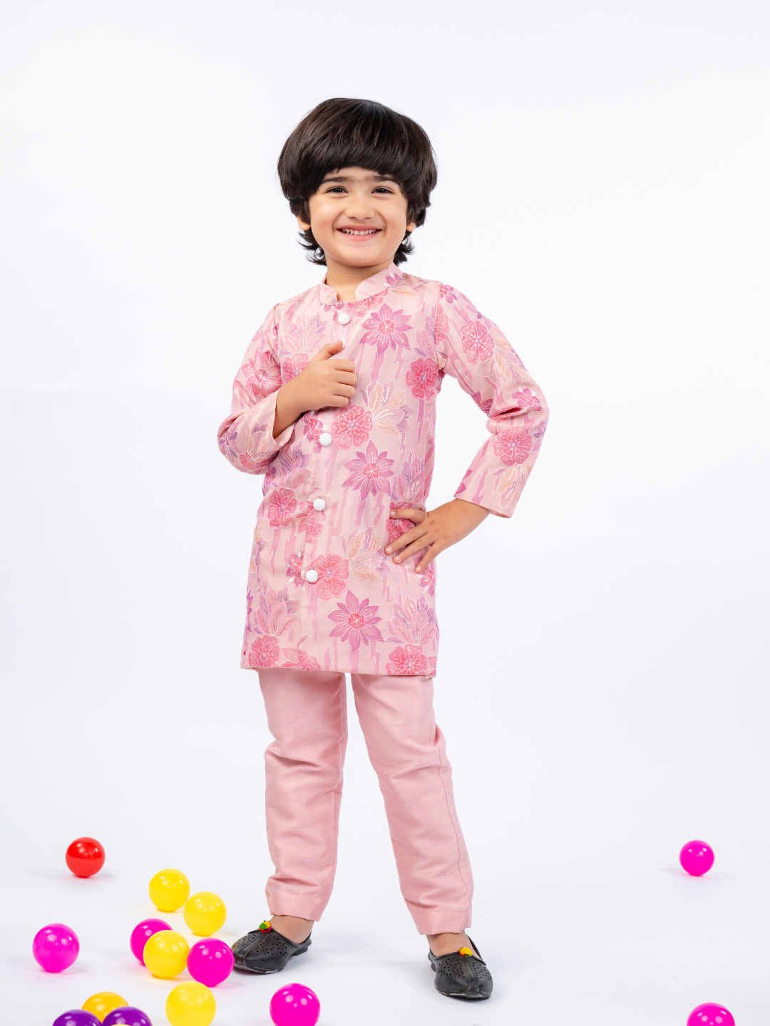 Flower Embroidered Petal Pink Kurta and Pant (Set of 2)