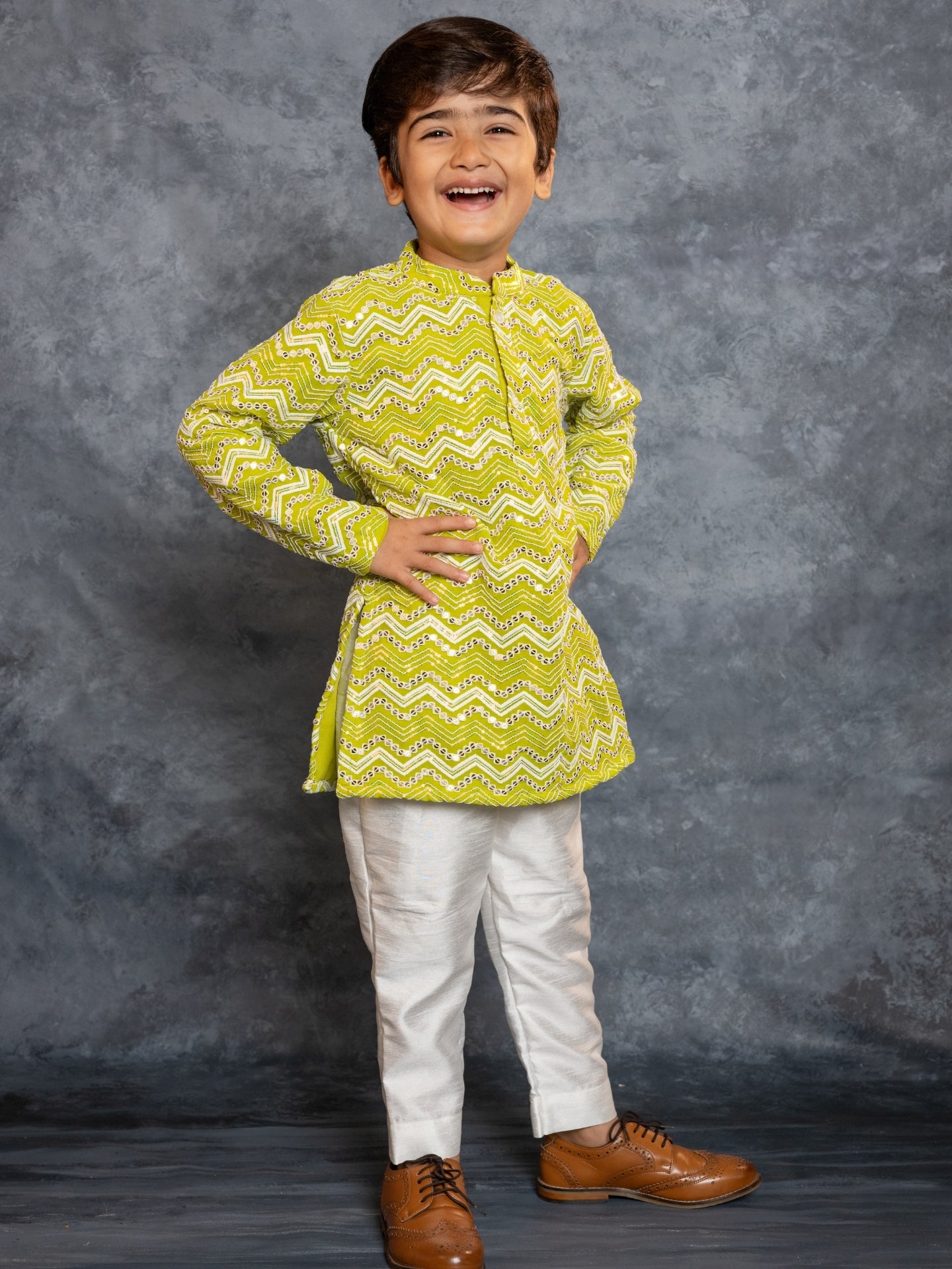 Boys Green Embroidered Kurta and Pant (Set of 2)