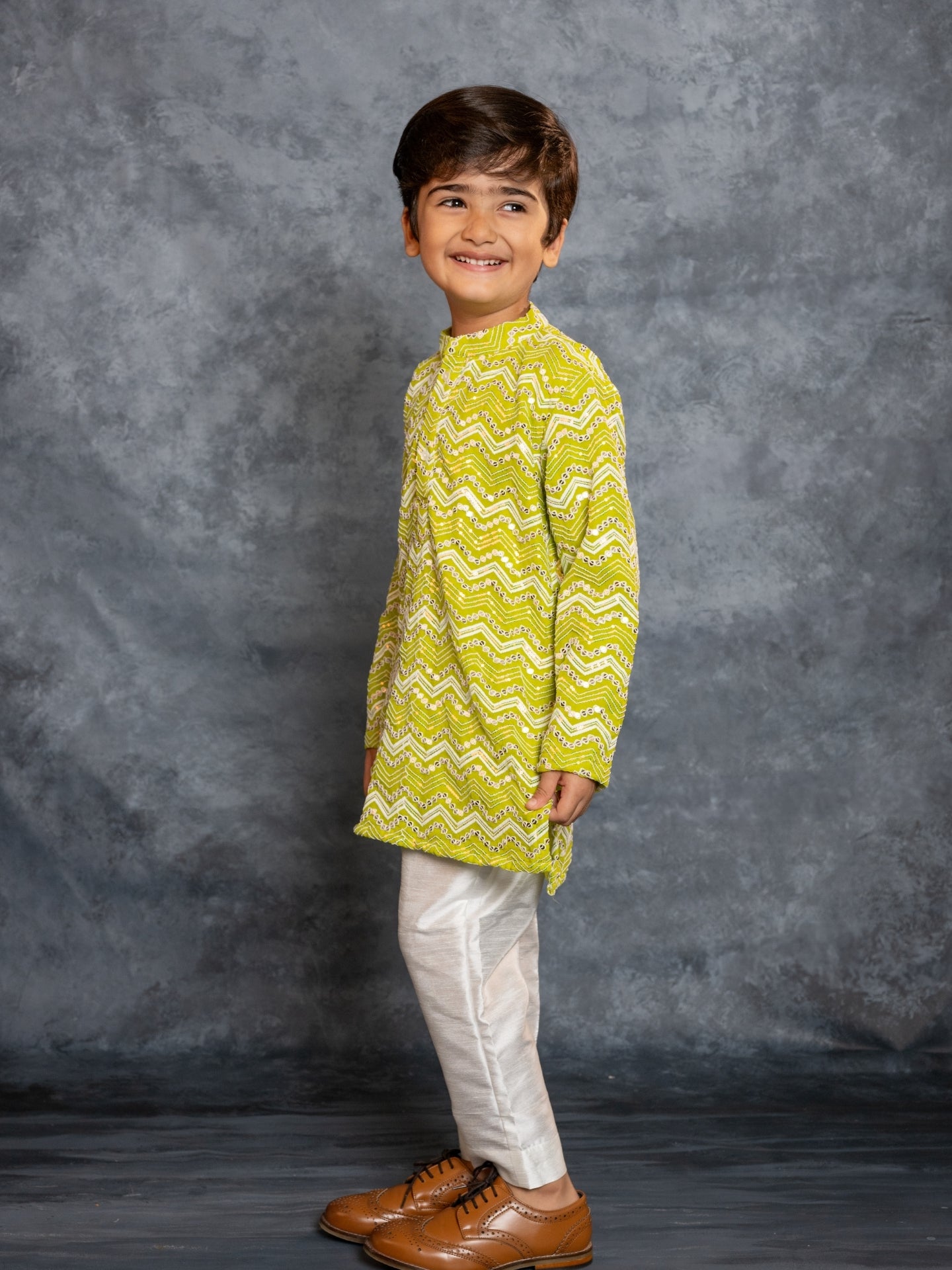 Boys Green Embroidered Kurta and Pant (Set of 2)