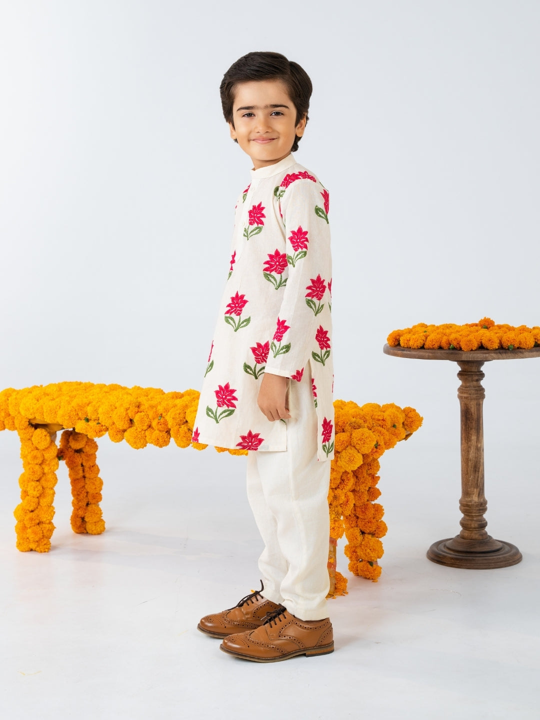 Boys Off White Floral Print Ethnic Kurta Pant Set (Set of 2)