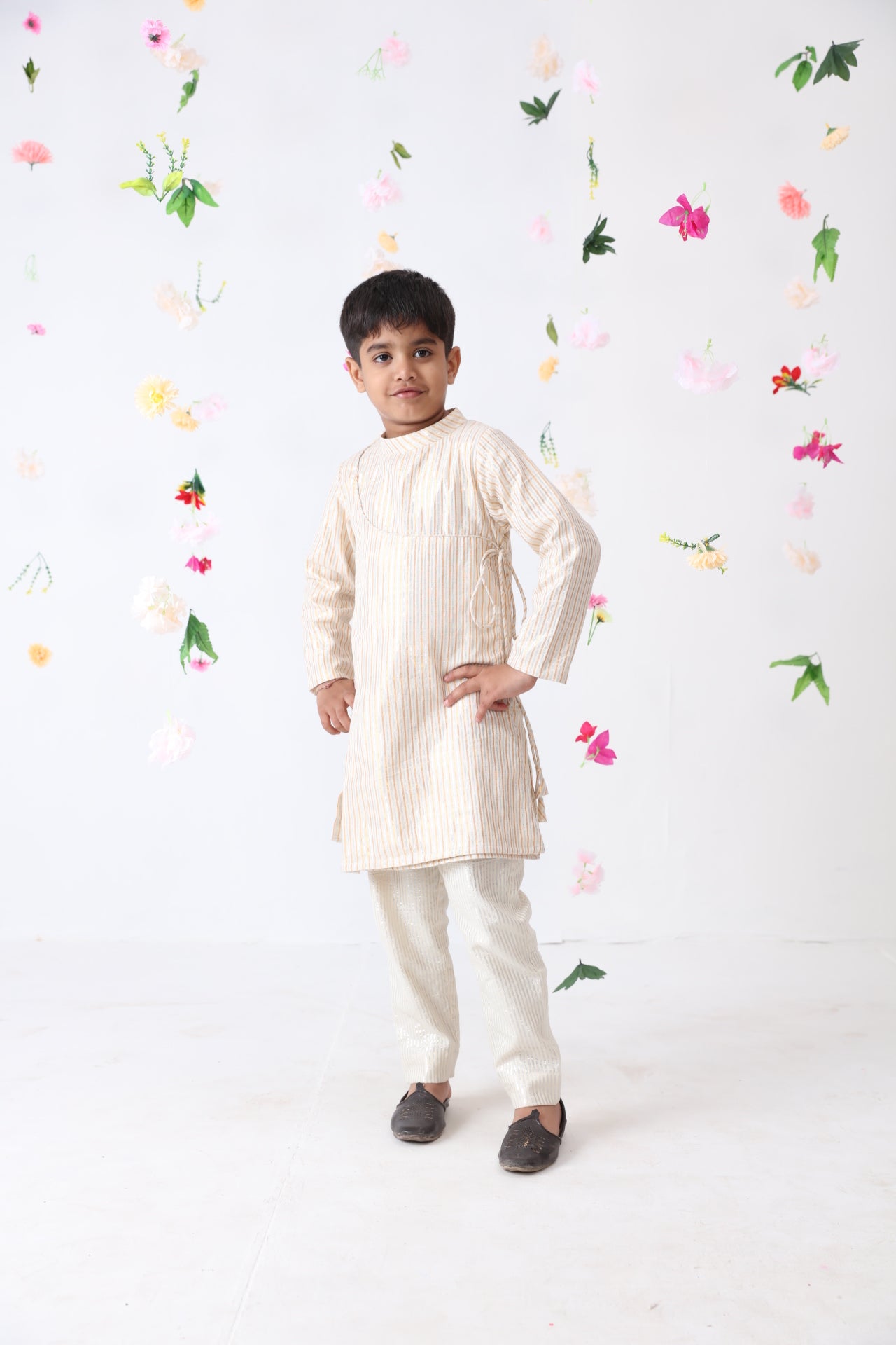 Boys Cotton Lurex Kediya Styled Kurta With Silver Striped Pant